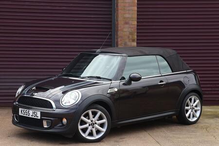 MINI CONVERTIBLE 2.0 Cooper SD Highgate Convertible