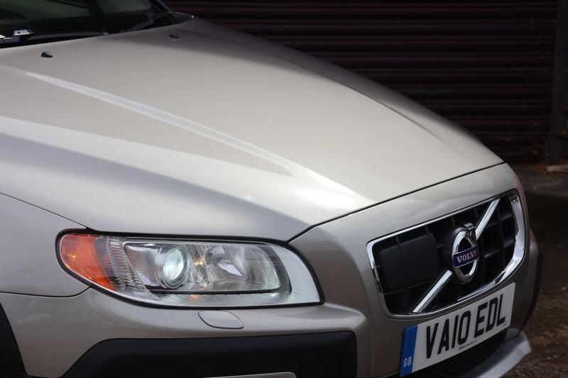 VOLVO XC70