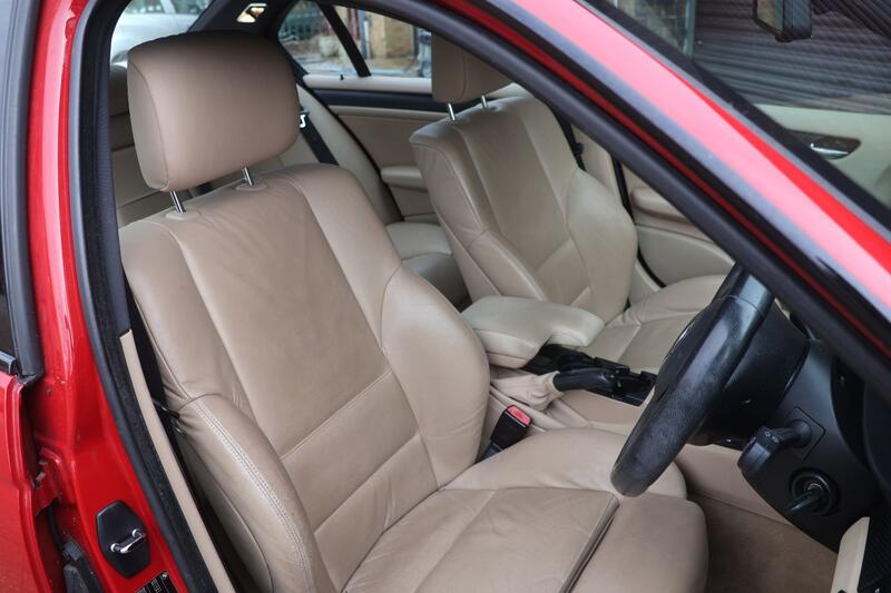 BMW 3 SERIES