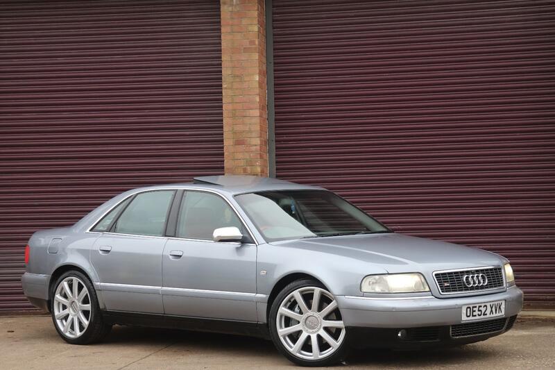 AUDI S8