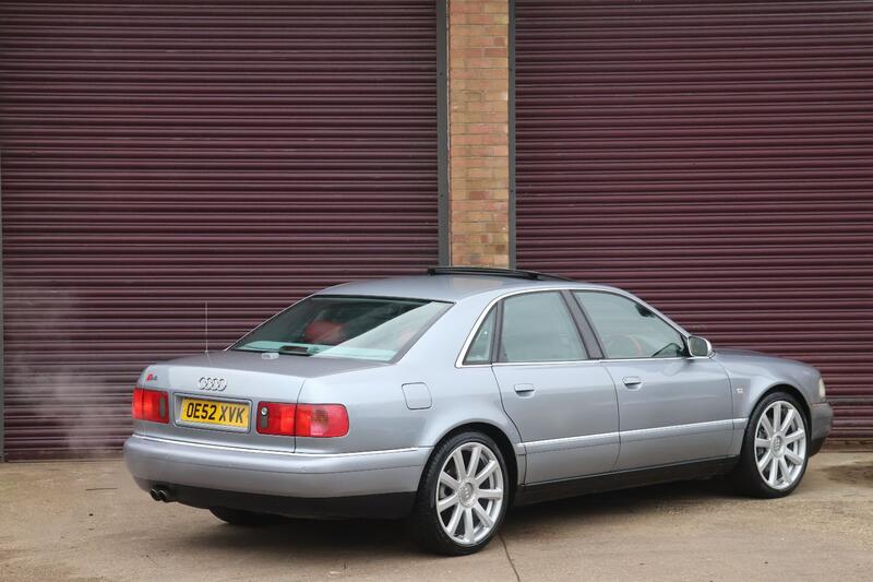 AUDI S8