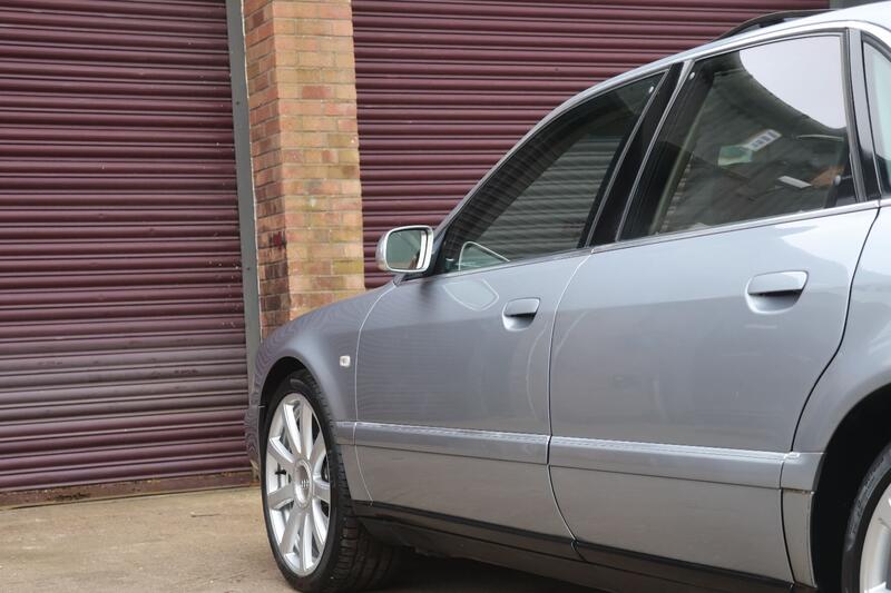 AUDI S8
