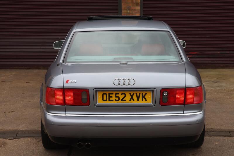 AUDI S8