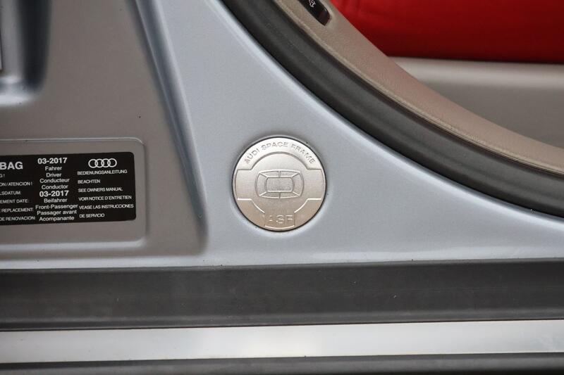 AUDI S8