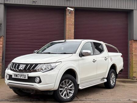 MITSUBISHI L200 2.4 DI-D DC Barbarian