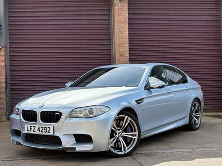 BMW M5 4.4 M5 Saloon