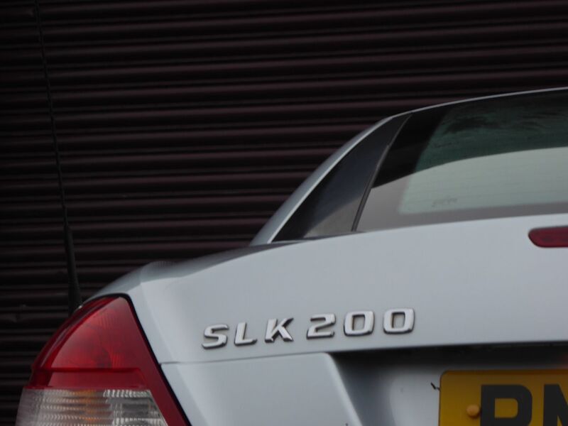 MERCEDES-BENZ SLK