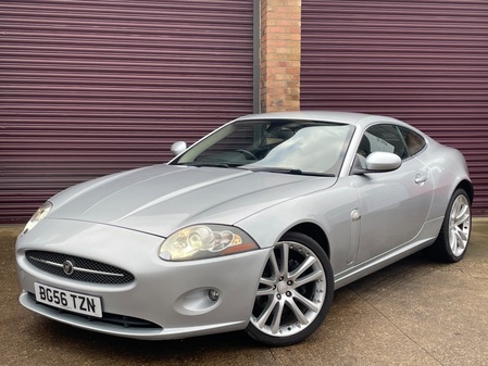 JAGUAR XK COUPE