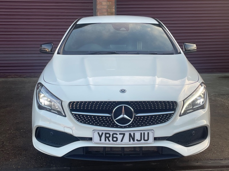 MERCEDES-BENZ CLA